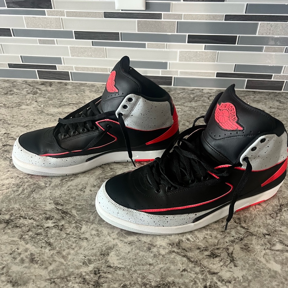 Air Jordan 2.